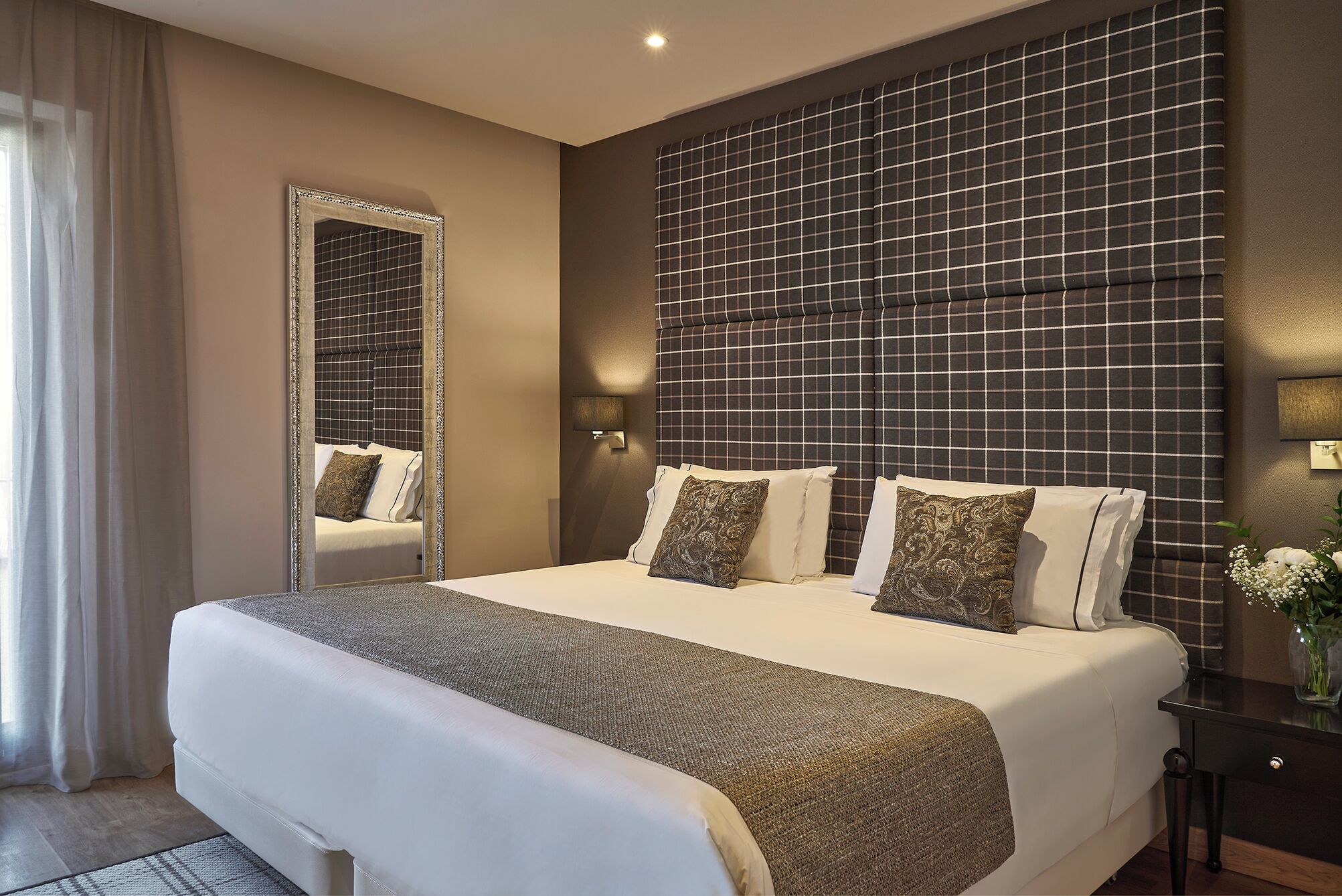 comfort room | 1 bedroom, premium bedding, in-room safe, desk