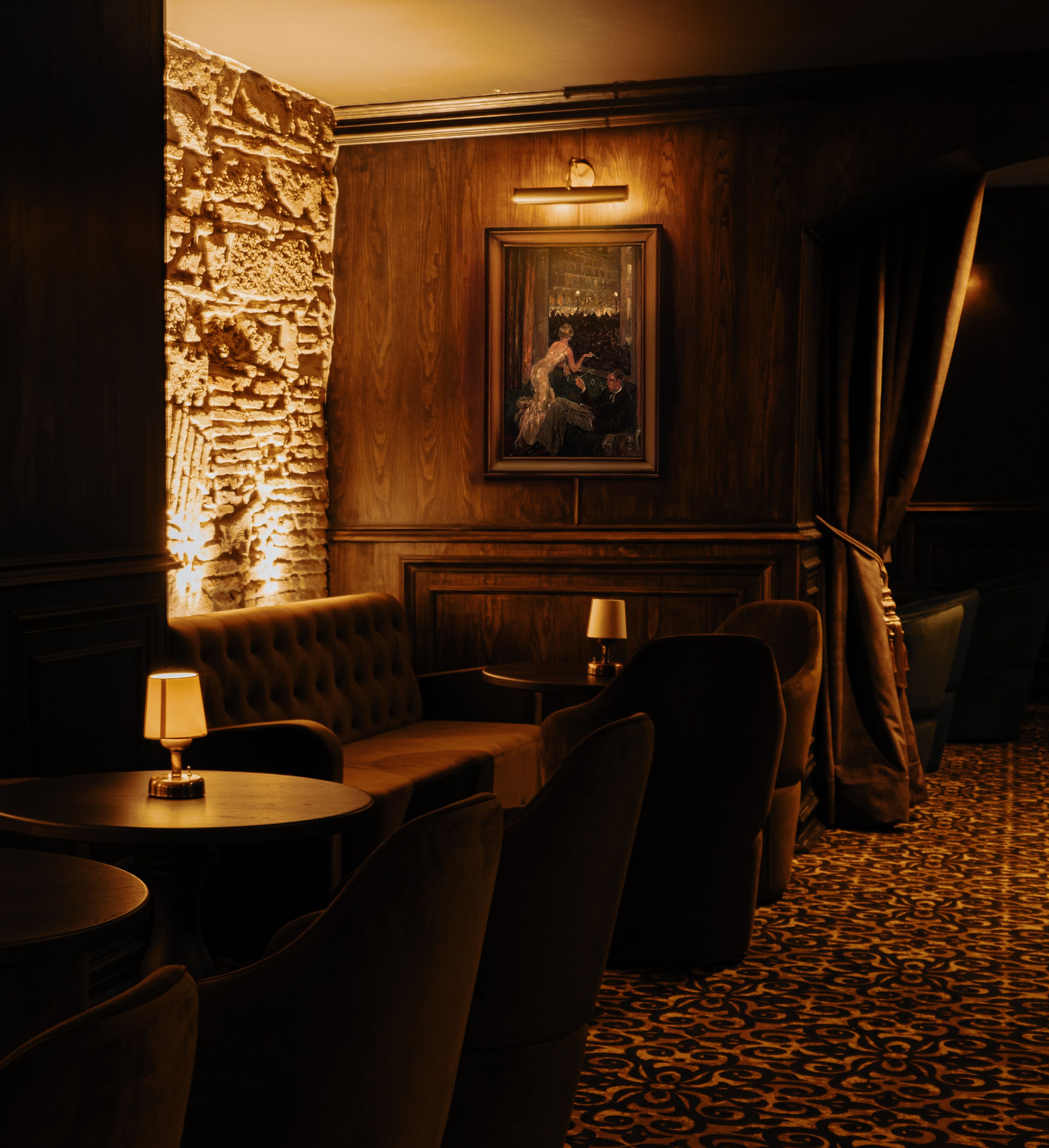 Cocktail bar