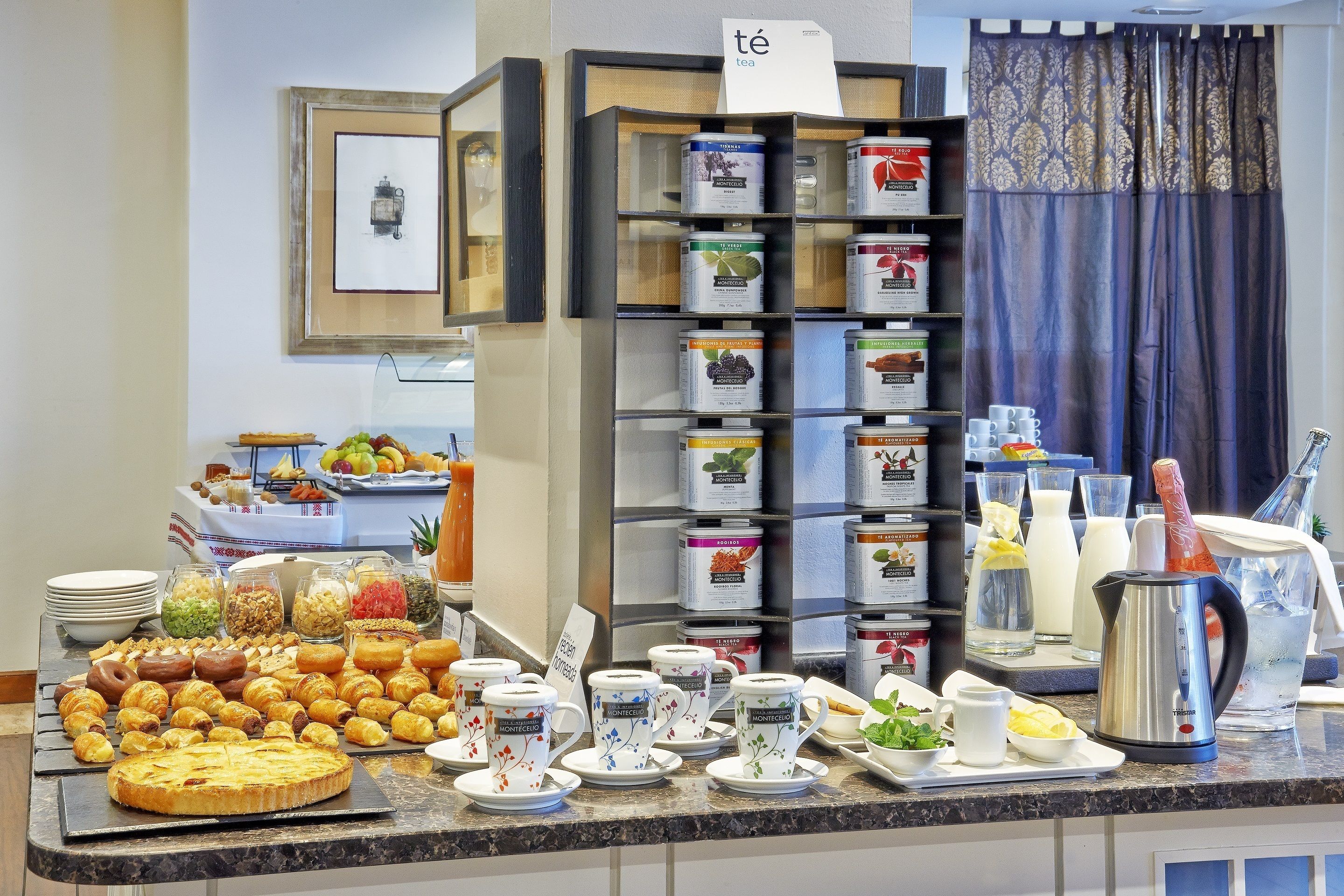 minibar, in-room safe, desk, blackout curtains