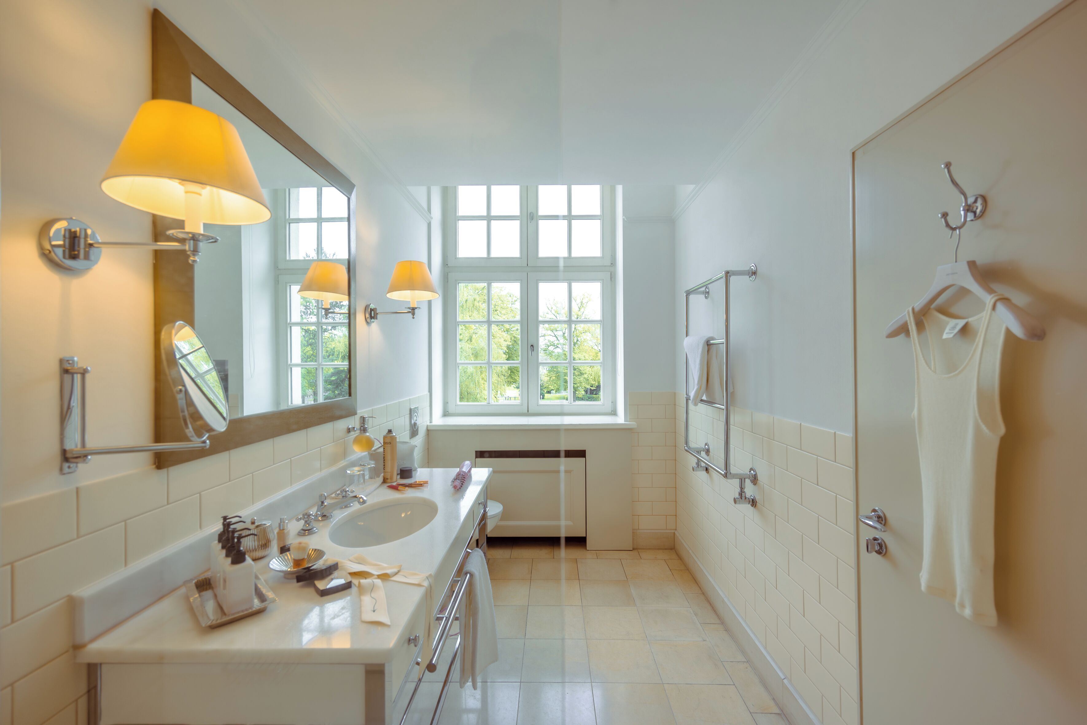 senior suite | bathroom | combined shower/bathtub, hair dryer, towels, soap