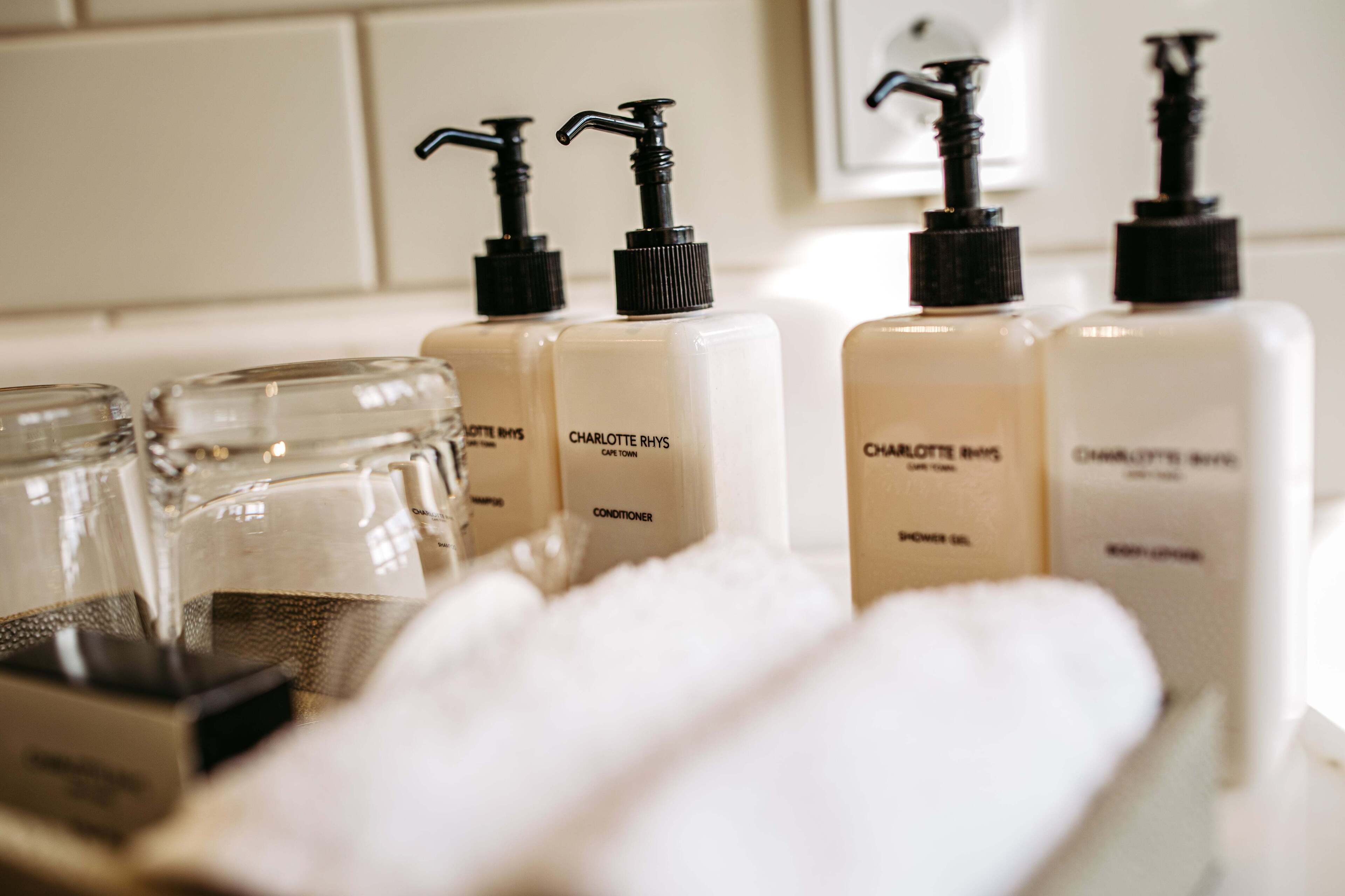 combined shower/bathtub, hair dryer, towels, soap