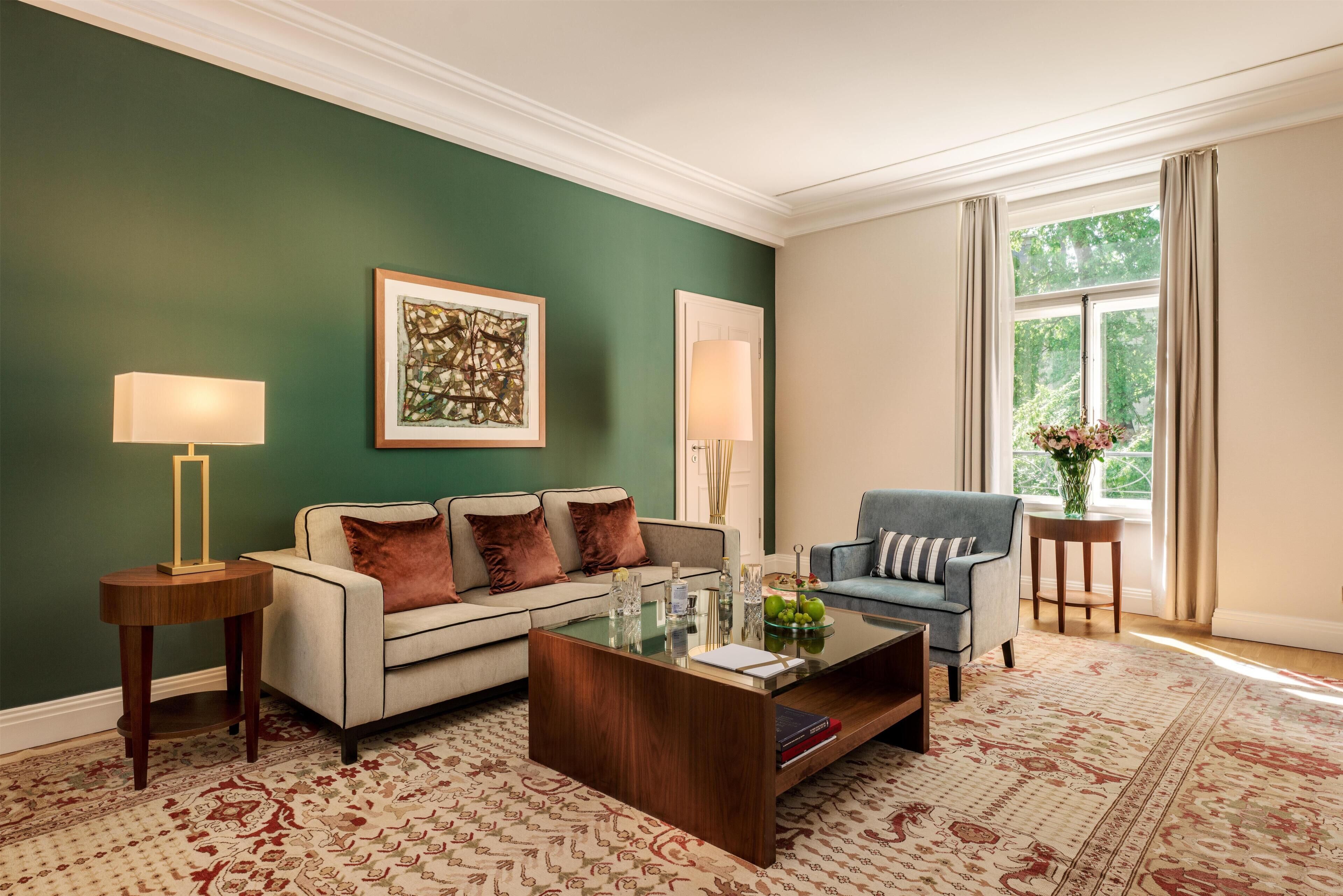 Hommage Signature Suite | บริเวณนั่งเล่น | ทีวีจอแบน