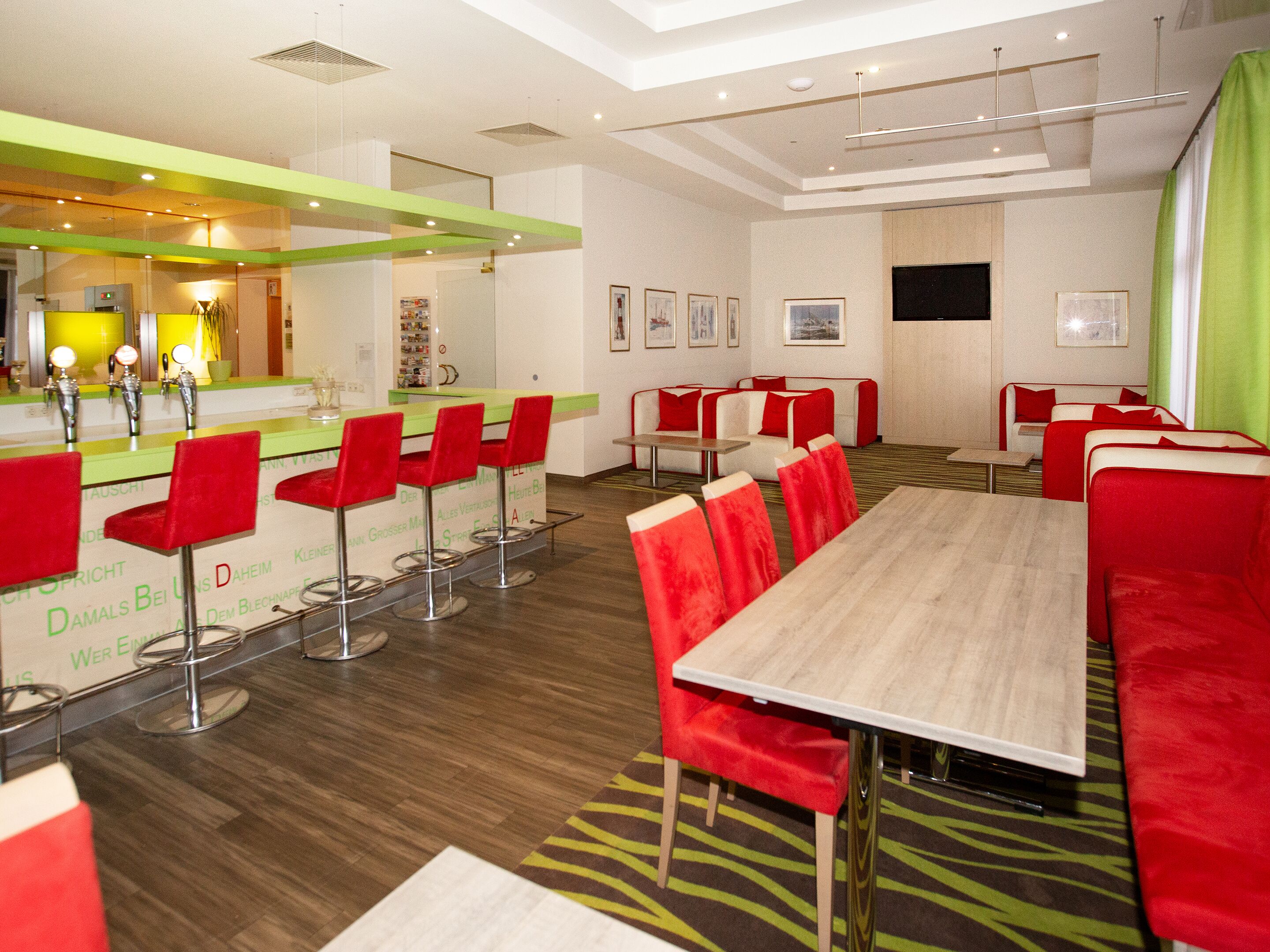 Bar (in der Unterkunft)