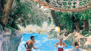 2 indoor pools, 2 outdoor pools, sun loungers, lifeguards on site