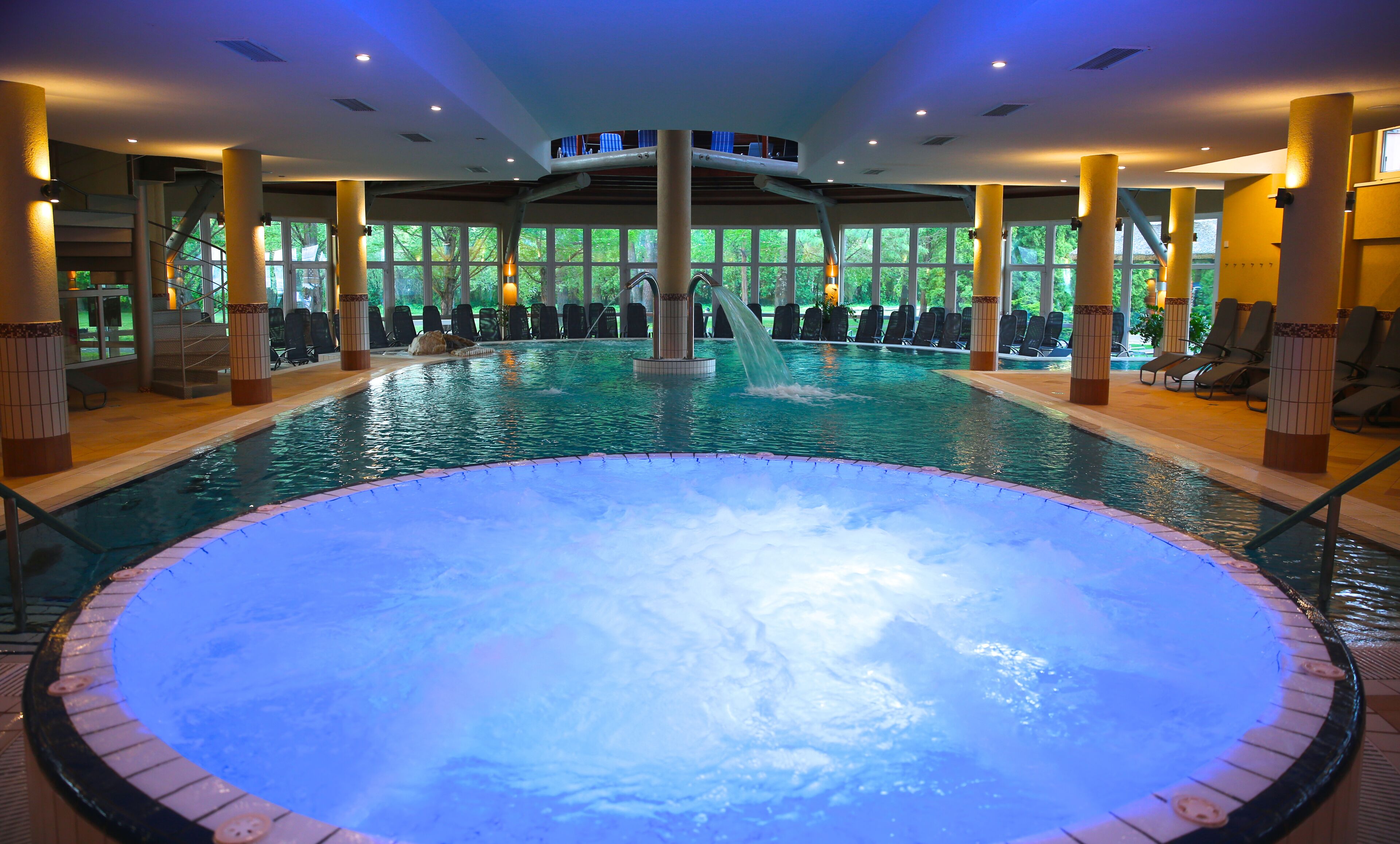 couples treatment room(s), body treatments, mud baths, hydrotherapy