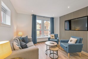 Apartment, Two Bedrooms | Living area | 32-inch LCD TV with digital channels, TV - Holyrood Aparthotel (Edinburgh)