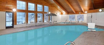 AmericInn by Wyndham Douglas/Saugatuck