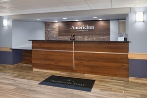 Lobby - AmericInn by Wyndham Douglas/Saugatuck (Douglas)