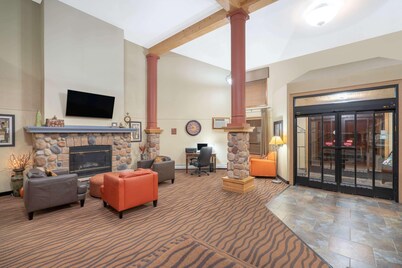 Americinn by Wyndham Rogers