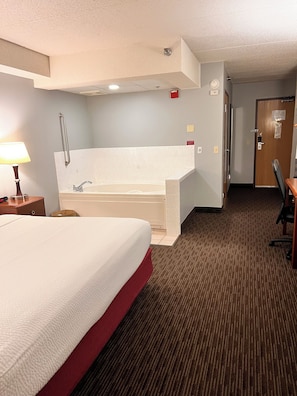 Studio Suite, 1 King Bed, Accessible, Non Smoking | Desk, blackout curtains, soundproofing, iron/ironing board