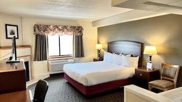 Suíte estúdio, 1 cama King, acessível, para não fumantes | Escrivaninha, cortinas blackout, quartos à prova de som