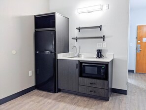 Fridge, microwave, coffee/tea maker