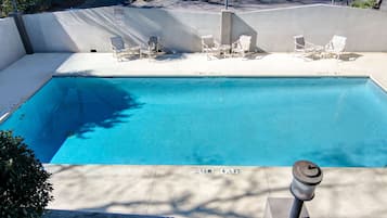 Utomhuspool