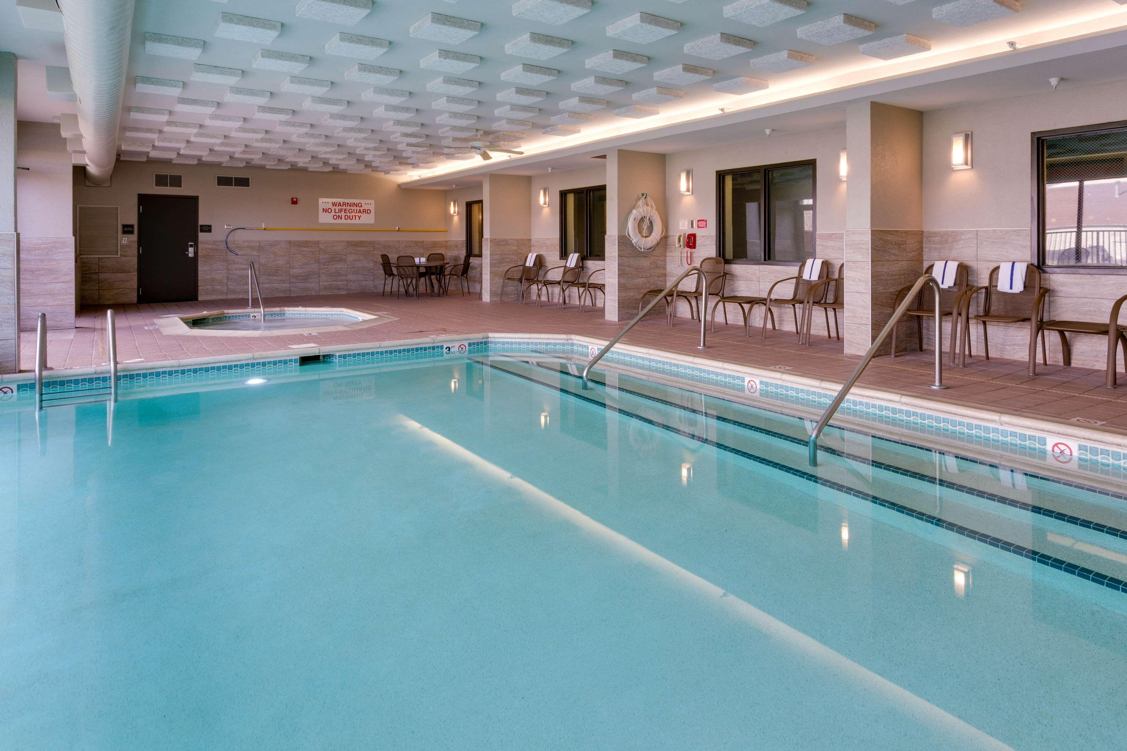 indoor pool, outdoor pool, open 9:00 am to 10:00 pm, pool loungers