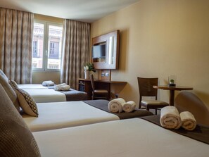 1 bedroom, minibar, in-room safe, desk
