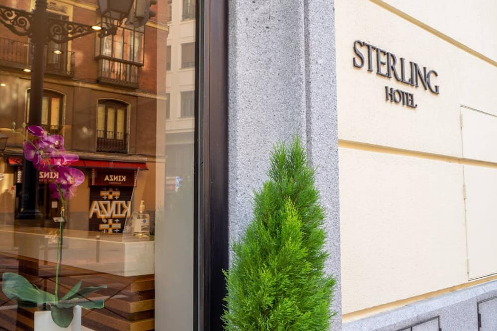 Hotel Sterling
