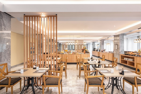 Daily buffet breakfast (EUR 12.00 per person)