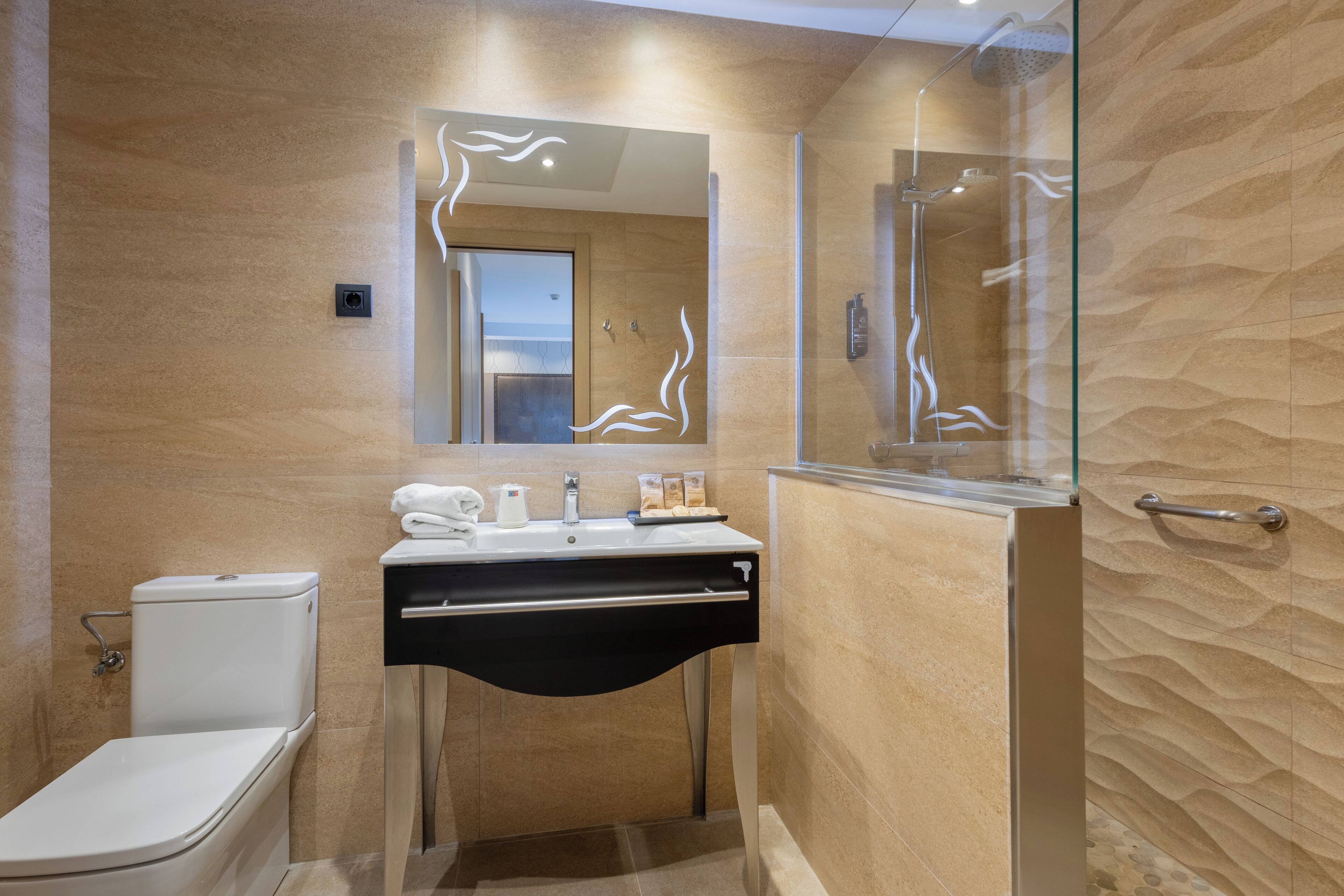 hair dryer, towels, soap, shampoo