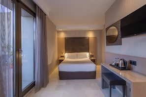 In-room safe, desk, blackout drapes, soundproofing