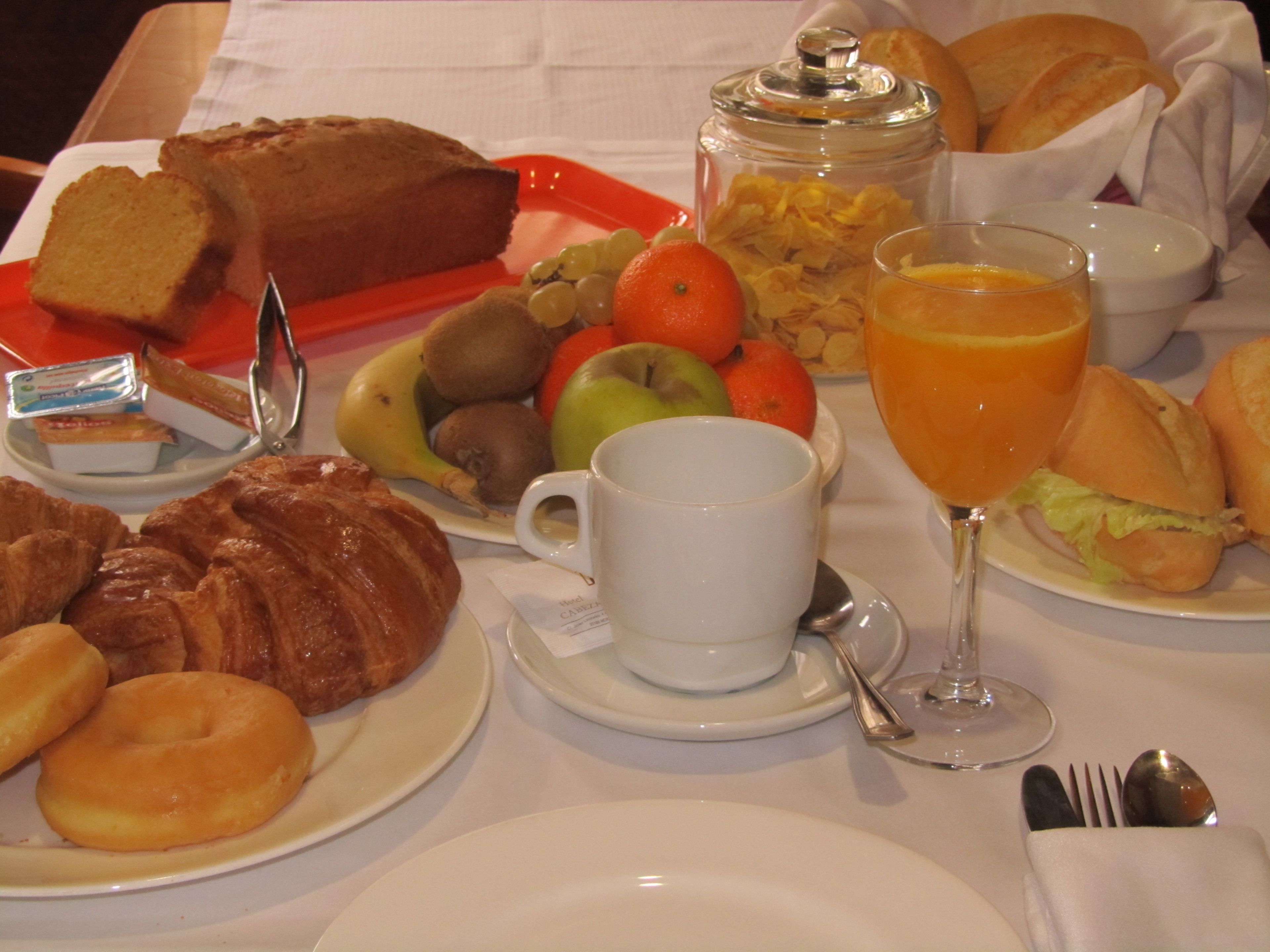 daily continental breakfast for a fee