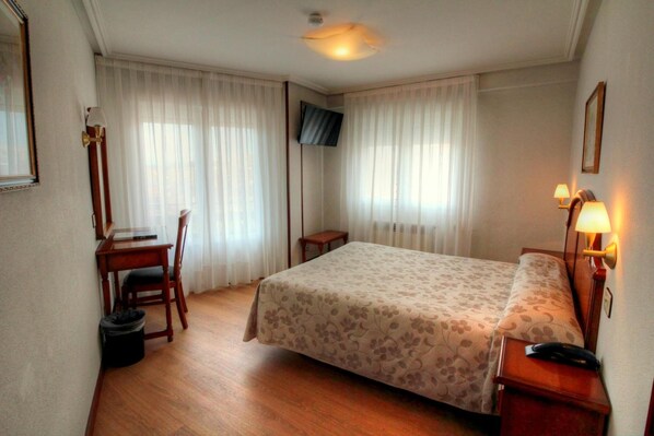 Escritorio y wifi gratis 