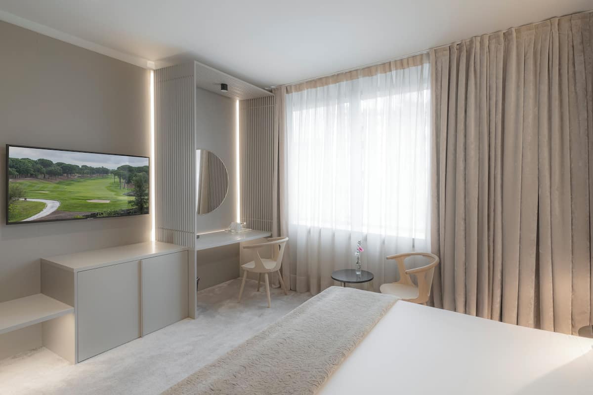 Premium Doble | 1 bedroom, Egyptian cotton sheets, premium bedding, minibar