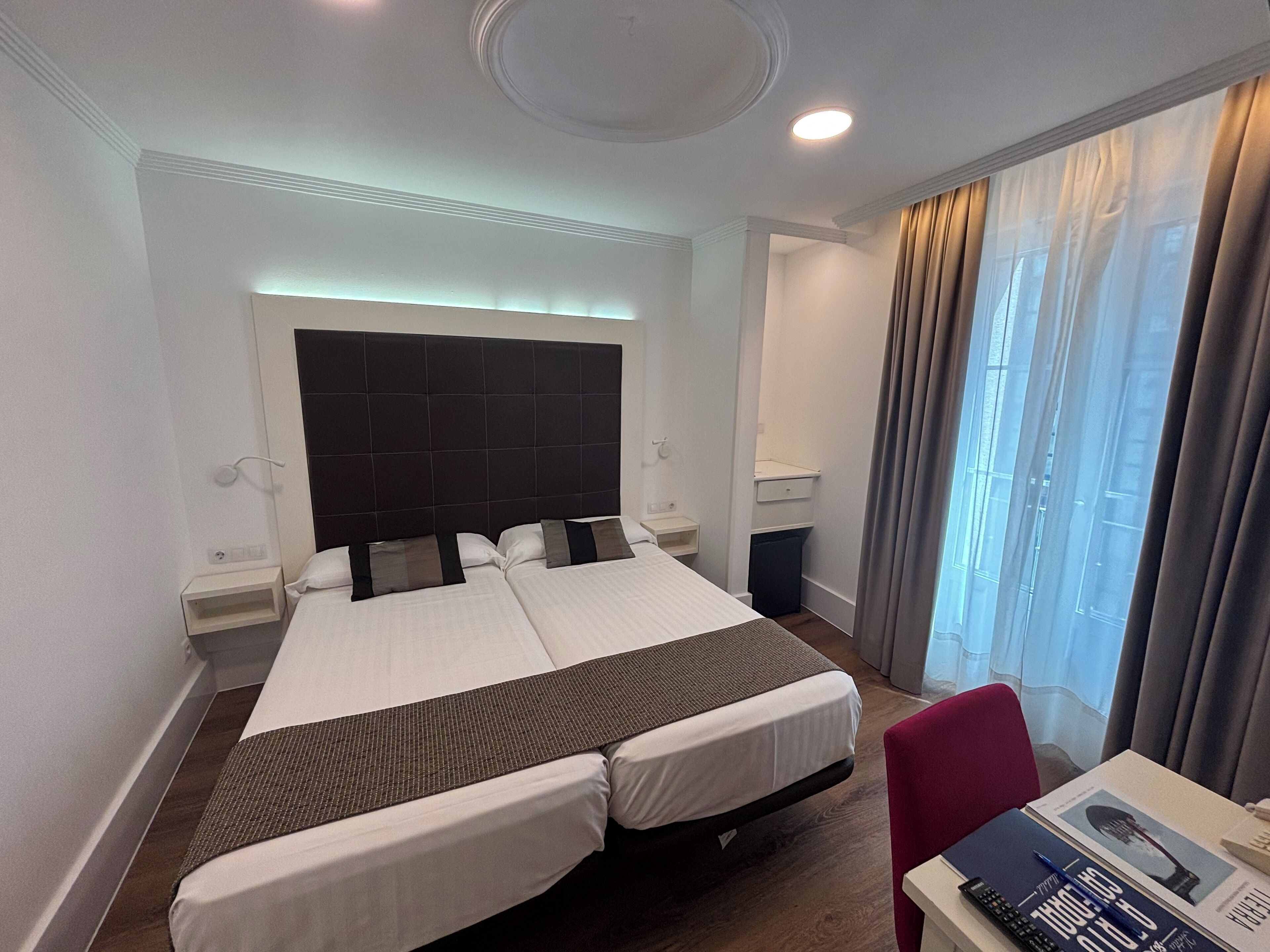 1 bedroom, premium bedding, minibar, in-room safe