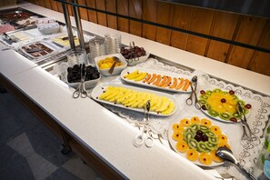 Daily buffet breakfast (EUR 8 per person)