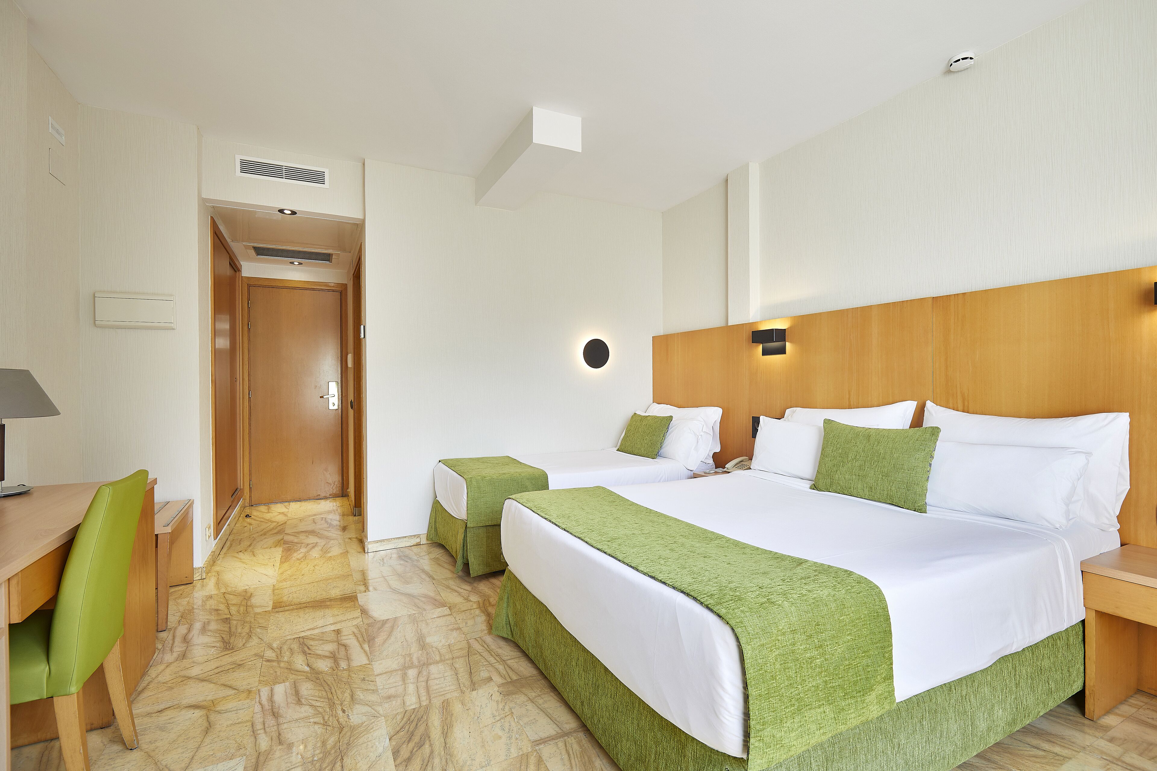 superior double room, terrace, city view | 1 bedroom, hypo-allergenic bedding, down duvets, minibar