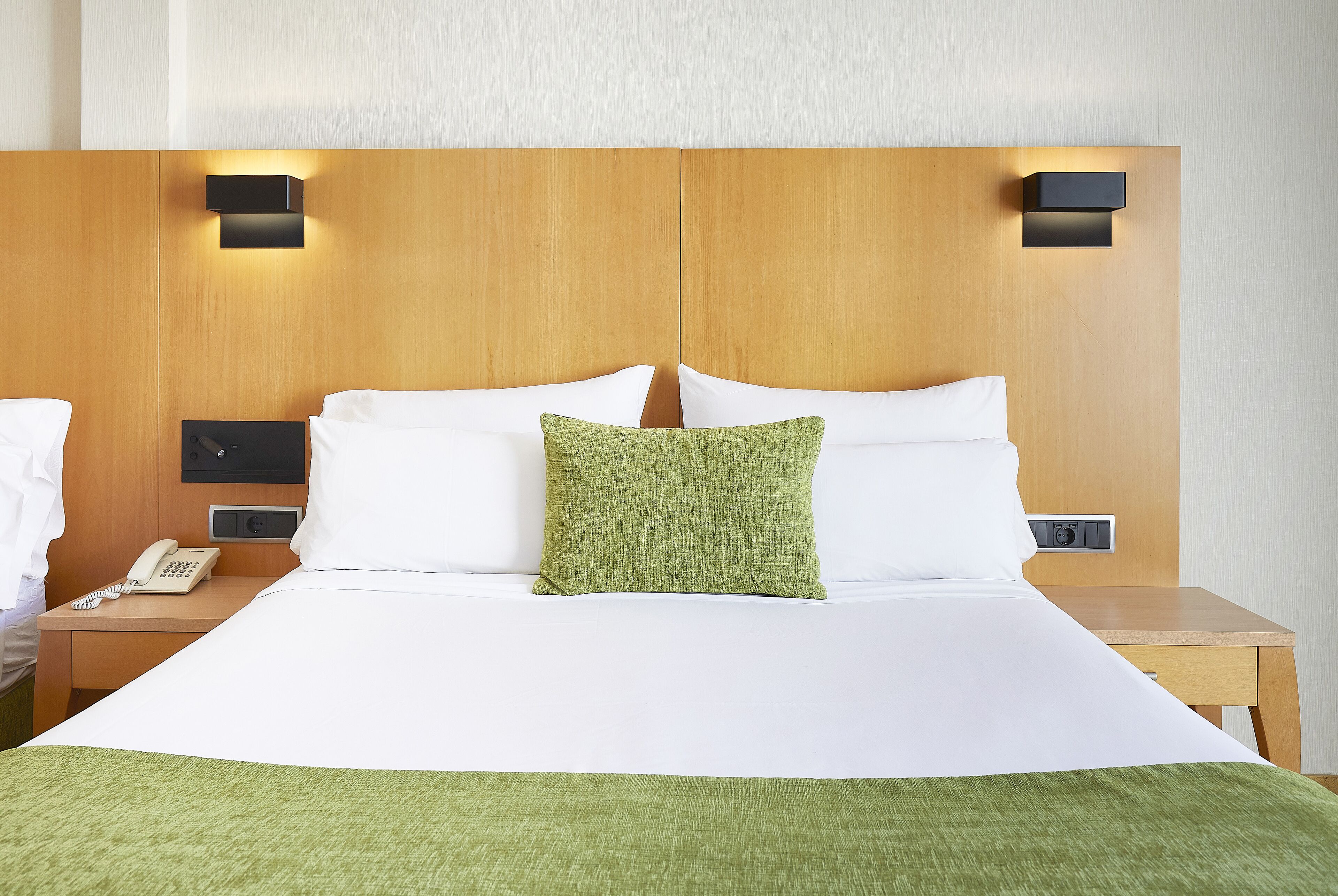 superior double room, terrace, city view | 1 bedroom, hypo-allergenic bedding, down duvets, minibar