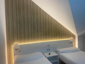 Room - Miralcampo (AZUQUECA DE HENARES)