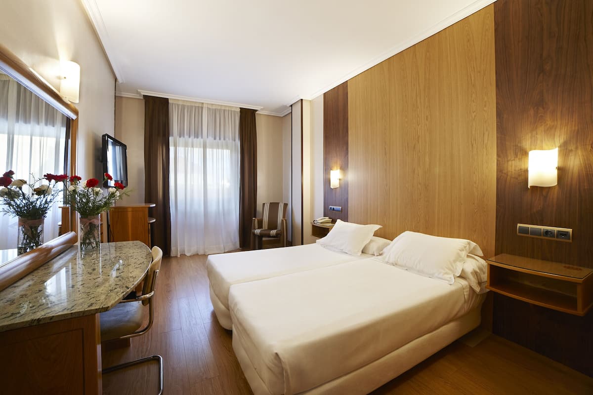 1 bedroom, minibar, in-room safe, desk