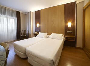 Minibar, in-room safe, desk, soundproofing