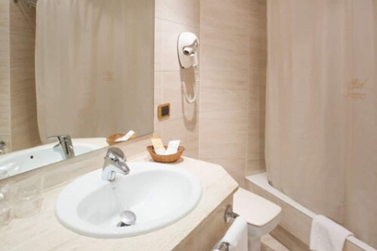 free toiletries, hair dryer, towels