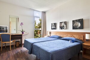 In-room safe, desk, free cribs/infant beds, rollaway beds