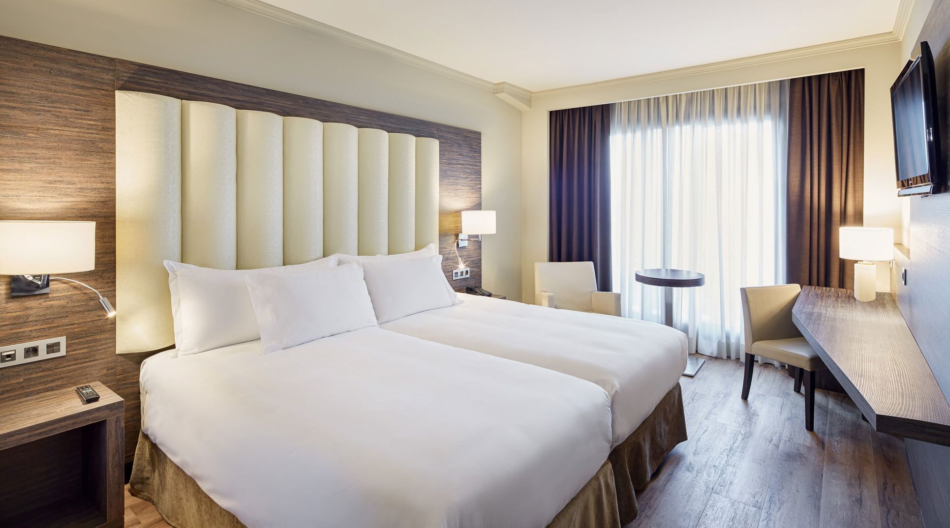 Minibar, in-room safe, desk, soundproofing