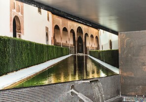 Sauna, tina de hidromasaje, baño de vapor y baño turco o hammam 