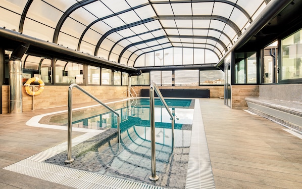 Indoor pool, seasonal outdoor pool