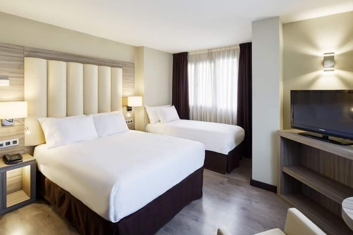 Minibar, in-room safe, desk, soundproofing