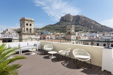 Terrace/patio. Eurostars Mediterranea Plaza