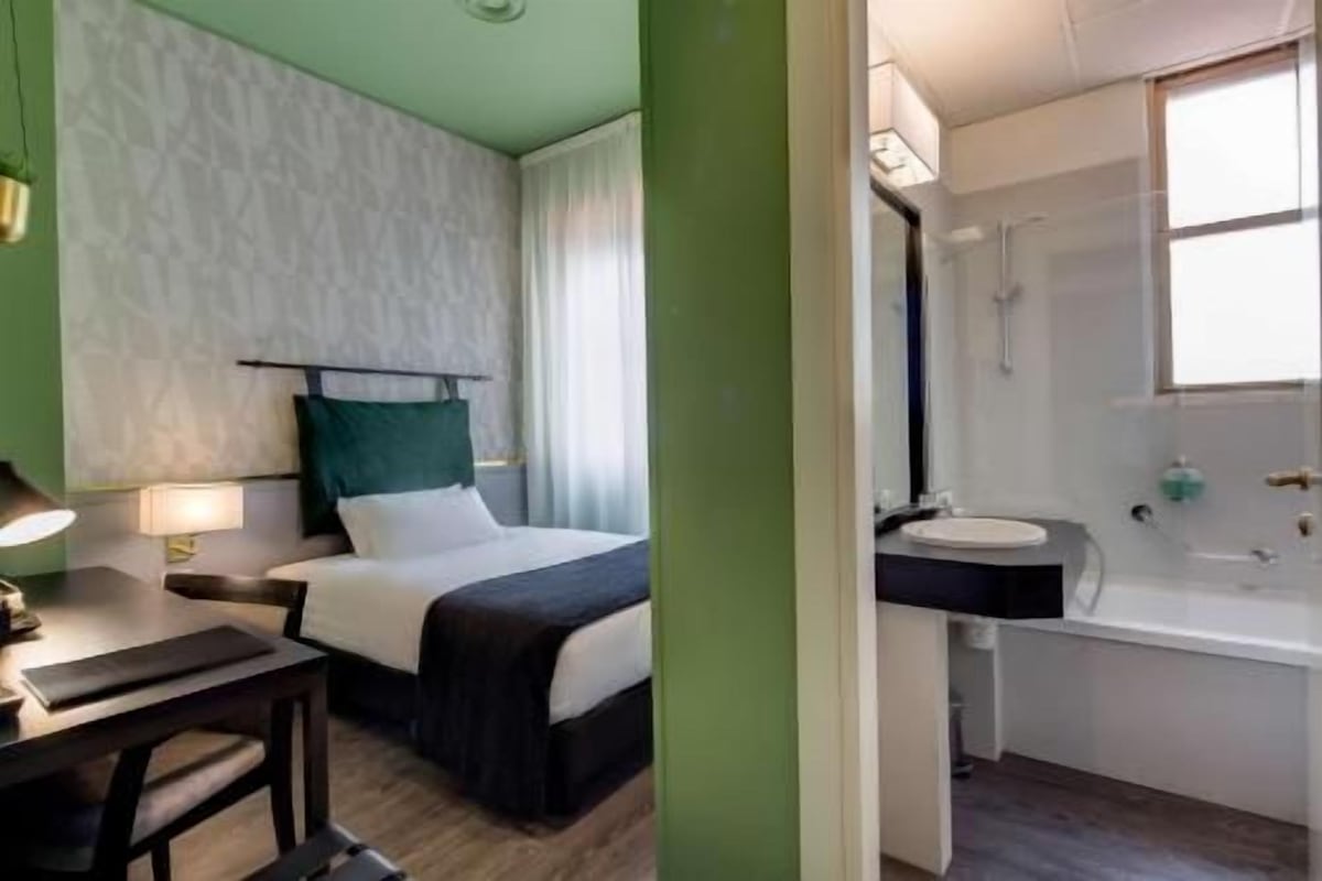 Classic Double Room