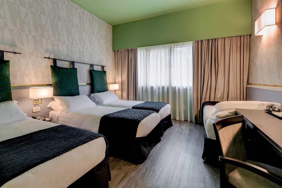 down duvets, minibar, in-room safe, desk