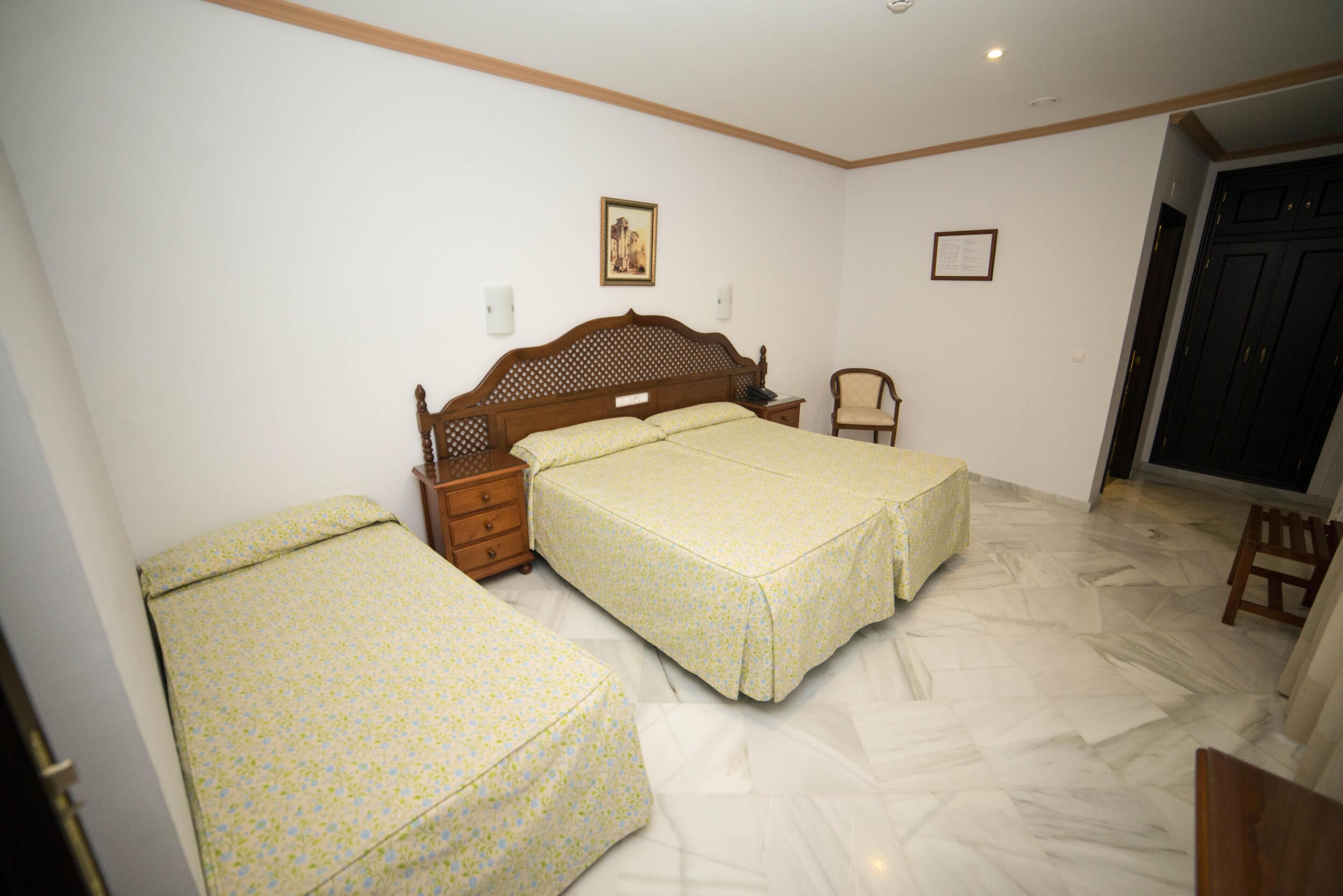 In-room safe, free WiFi, bed sheets