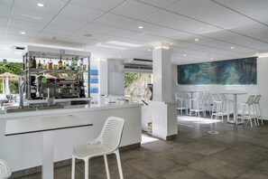Bar (in der Unterkunft)