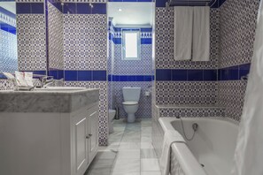 Free toiletries, hair dryer, towels - Aluasun Costa Park (Torremolinos)