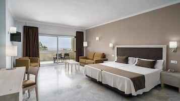 Dihias secara berasingan, dilengkapkan perabot secara berasingan, meja