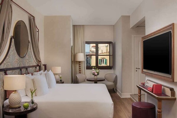 1 bedroom, minibar, in-room safe, individually decorated