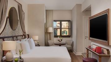 1 bilik tidur, bar mini, peti besi dalam bilik