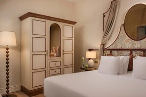 1 bedroom, minibar, in-room safe, individually decorated