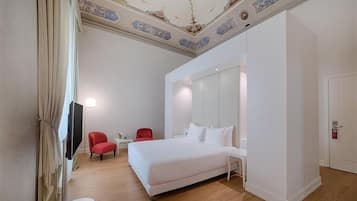 1 camera, minibar, una cassaforte in camera, con stile personalizzato